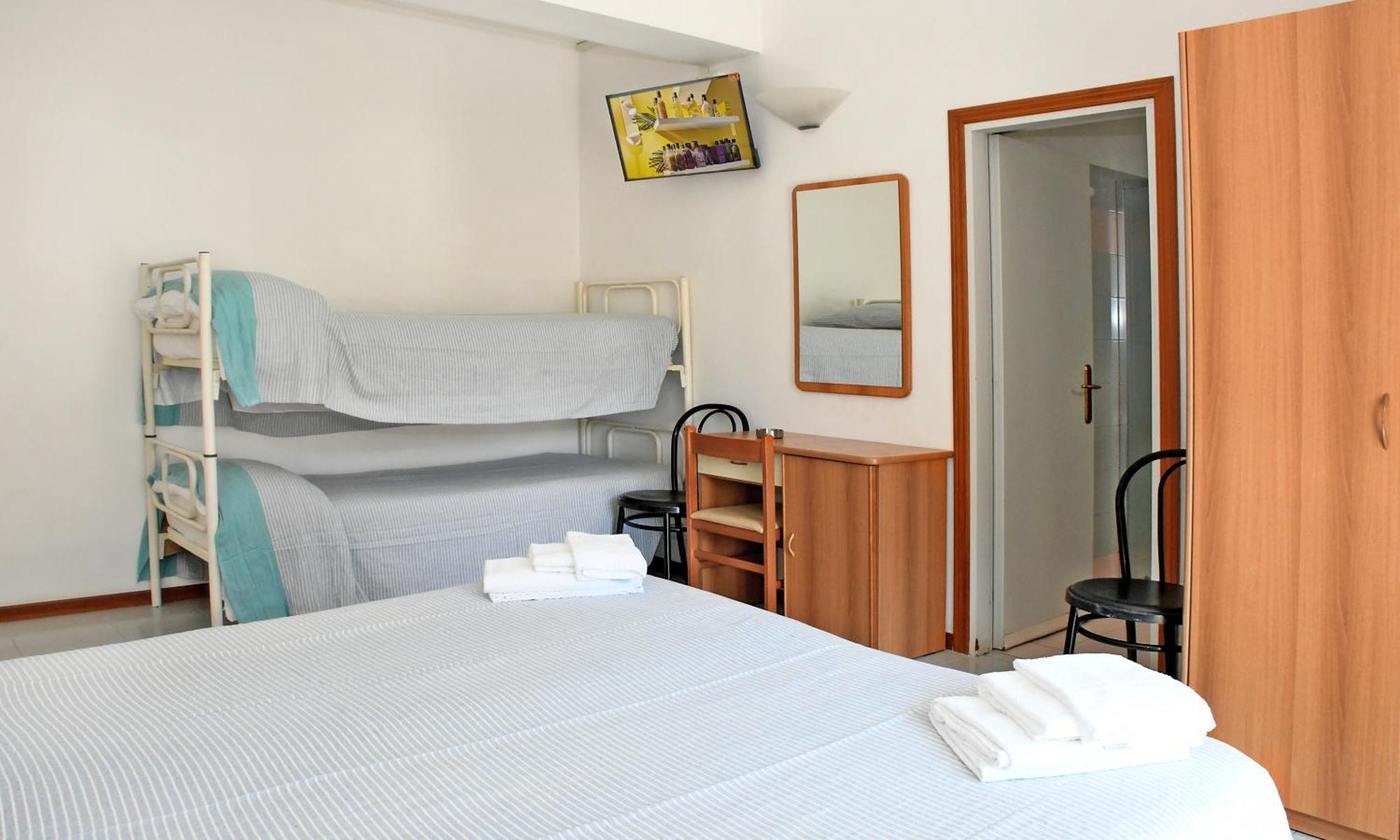 Hotel Exclusive In Pieno Centro - Nuova Gestione 2025 里乔内 外观 照片