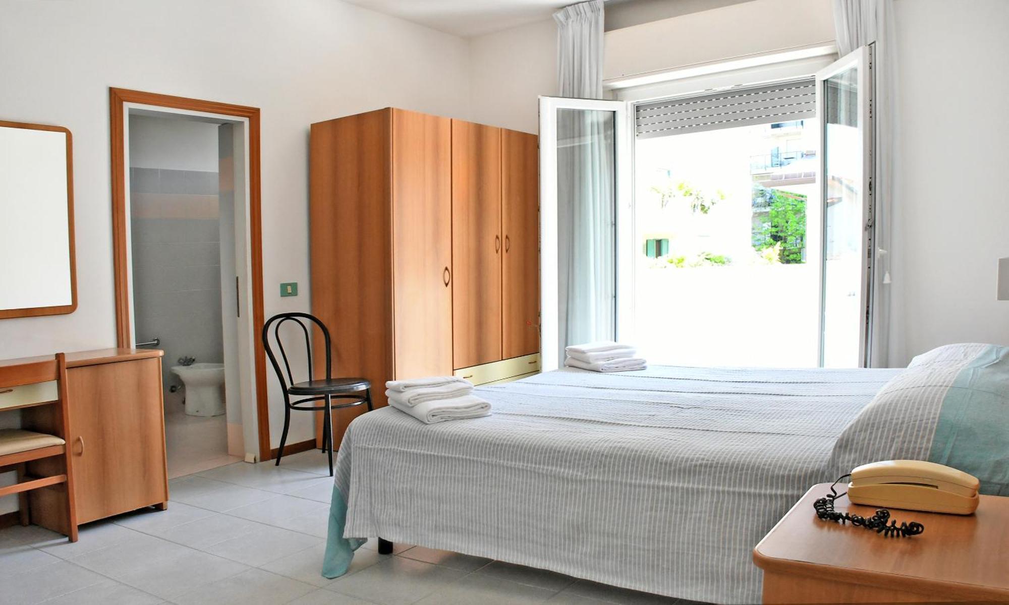 Hotel Exclusive In Pieno Centro - Nuova Gestione 2025 里乔内 外观 照片