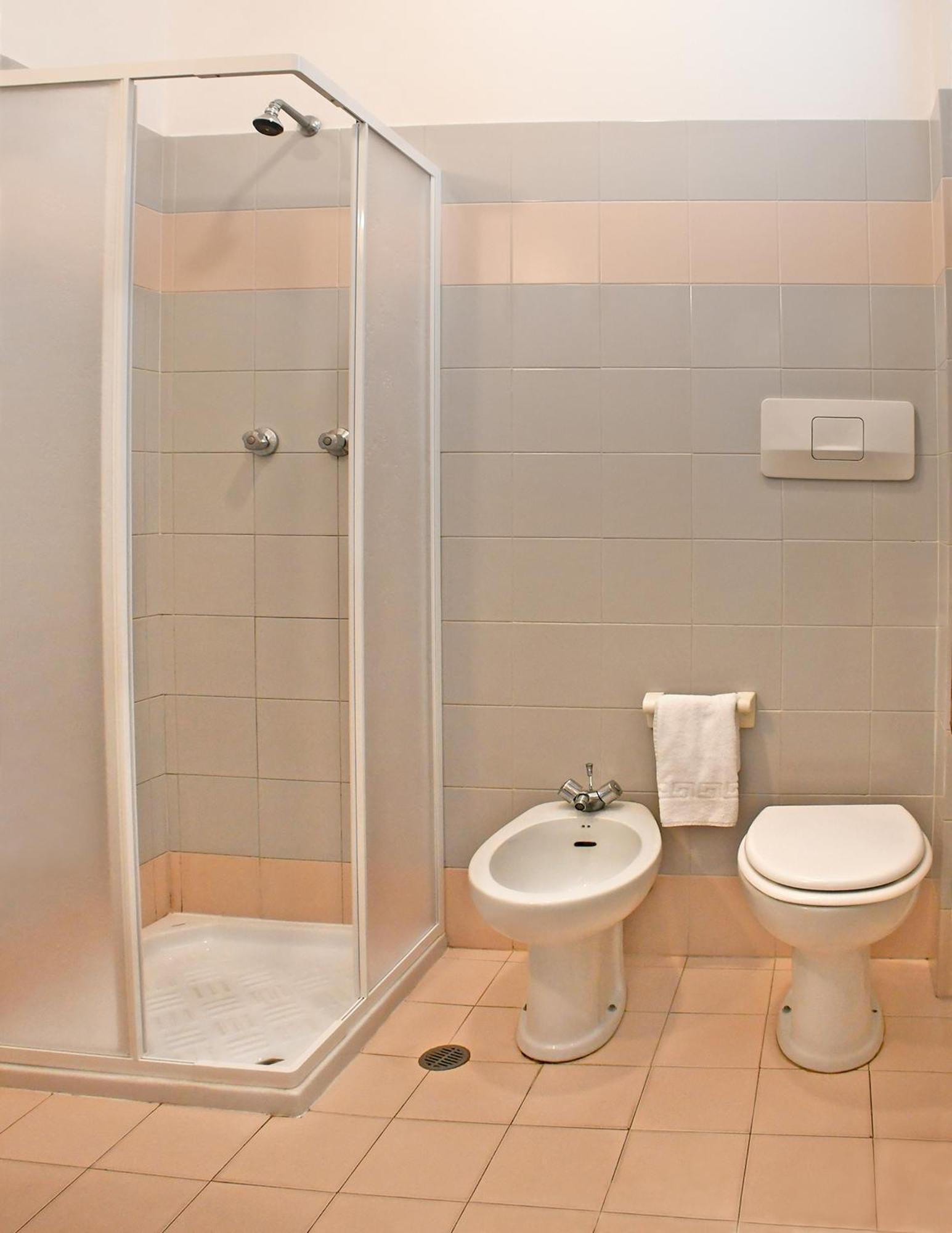 Hotel Exclusive In Pieno Centro - Nuova Gestione 2025 里乔内 外观 照片