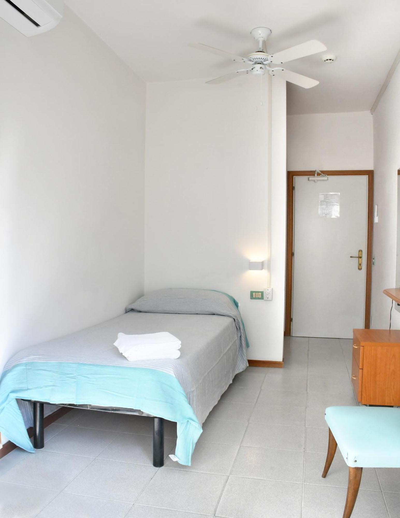 Hotel Exclusive In Pieno Centro - Nuova Gestione 2025 里乔内 外观 照片