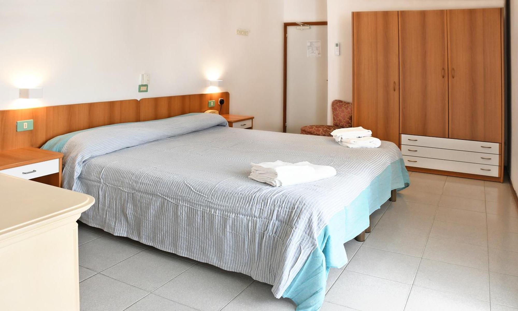 Hotel Exclusive In Pieno Centro - Nuova Gestione 2025 里乔内 外观 照片